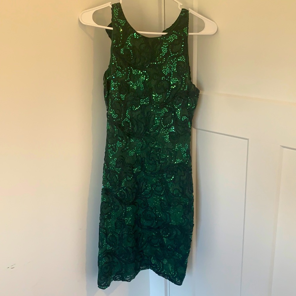 Badgley mischka sequin green dress